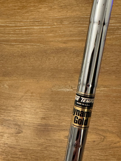 Titleist 714 AP2 8-iron / Dynamic Gold X100 shaft (xtra stiff)