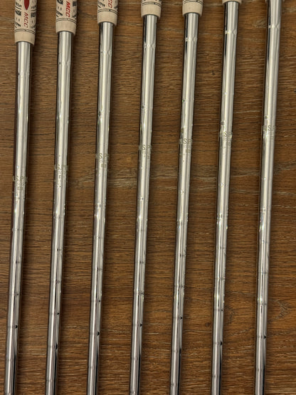 Titleist T200 ‘23 Iron Set (4-PW) / N.S. Pro 950GH S shafts (stiff)