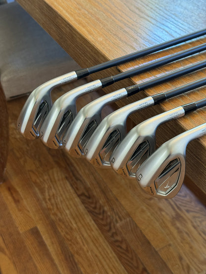 Mizuno JPX 925 Hot Metal Pro Iron Set (6-GW) / KBS PGI 70 shafts (stiff)