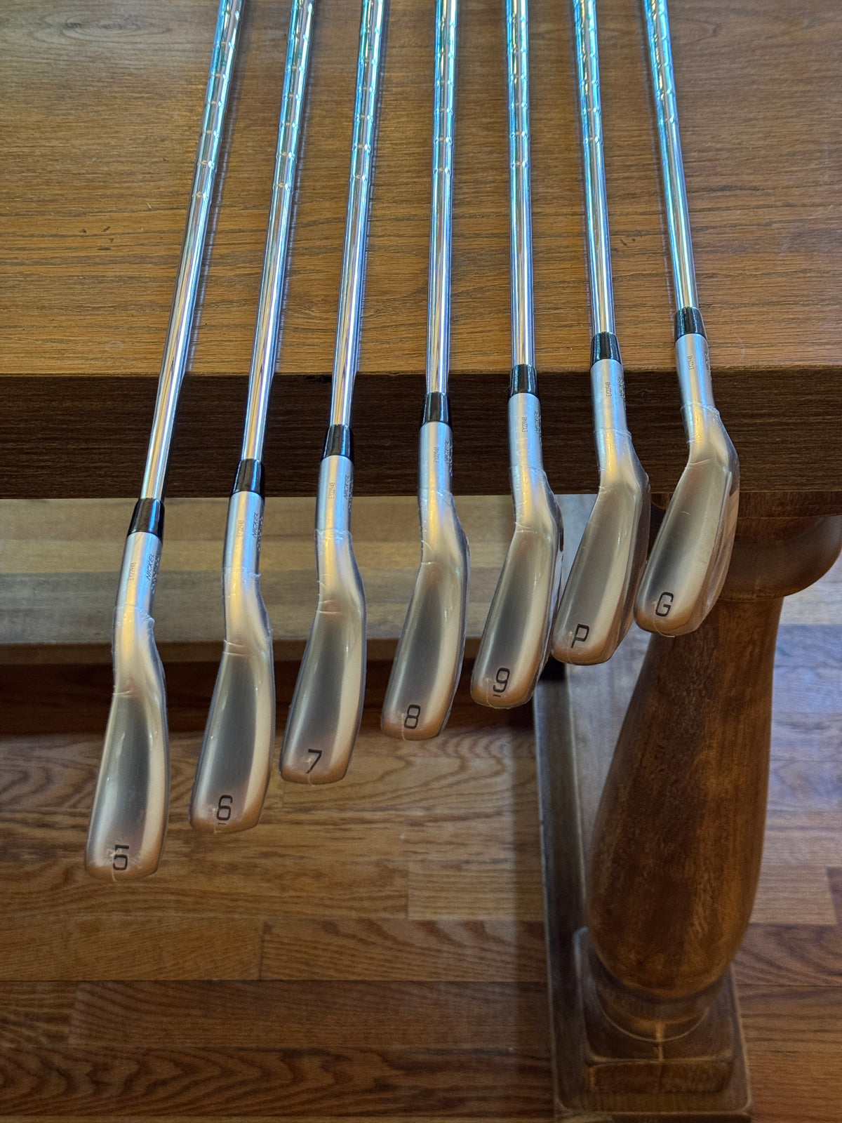 *BRAND NEW* Mizuno JPX 925 Hot Metal Iron Set (5-GW) / N.S. Pro 950 GH Neo S shafts (stiff)