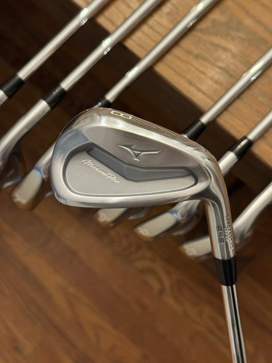 Mizuno Pro 243 Iron Set +1/2” (5-GW) / N.S. Pro Modus3 Tour120 S shafts (stiff)