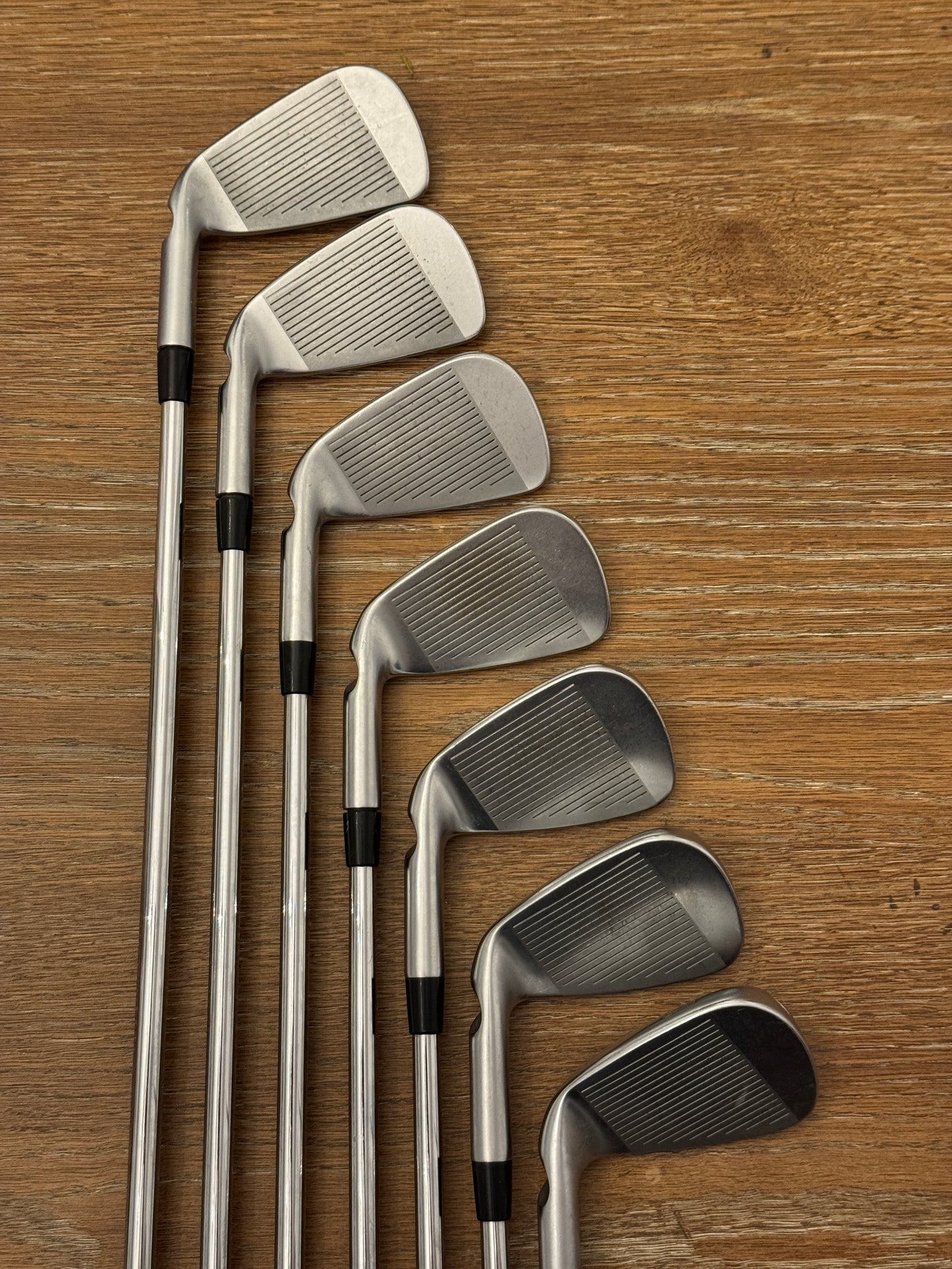 Ping i525 Iron Set +1/2” (4-PW) / Ping AWT 2.0 S shafts (stiff)