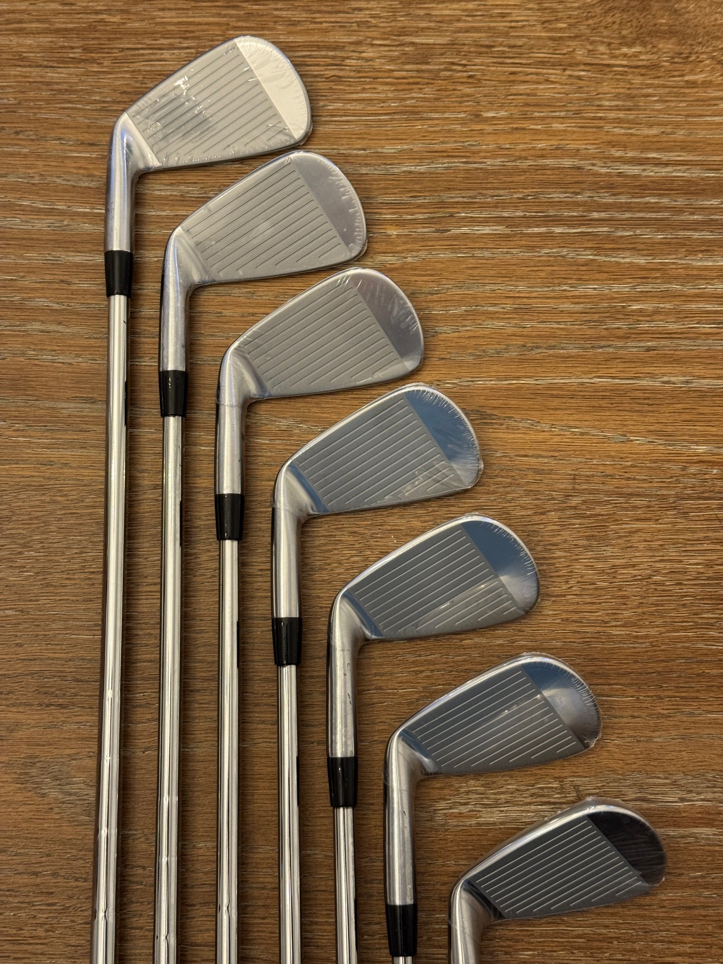 Mizuno Pro 241 Iron Set (4-PW) / KBS Tour 120S Stiff