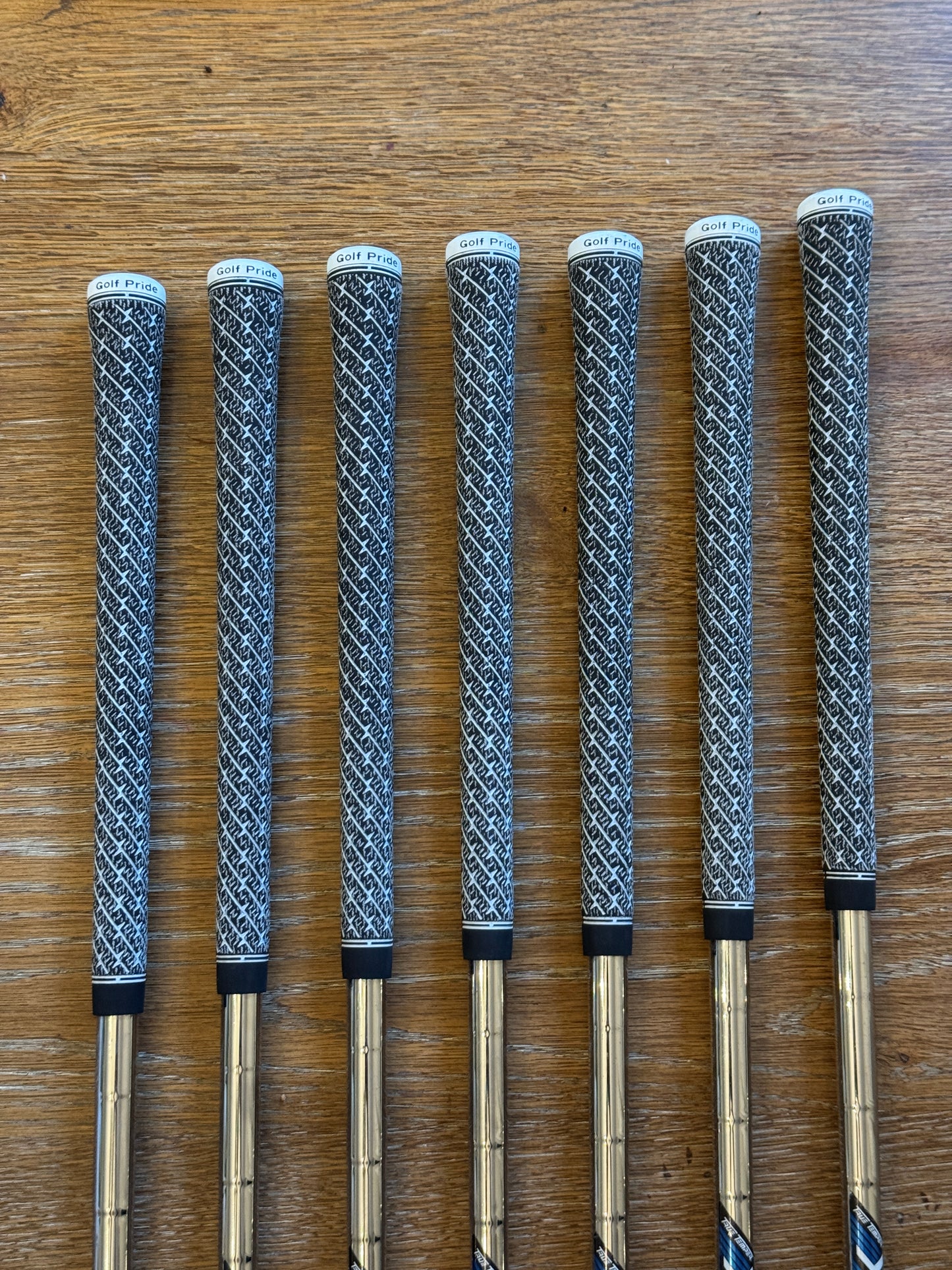 Callaway Rogue X Iron Set (5-GW) / True Temper XP 95 R300 shafts (regular)