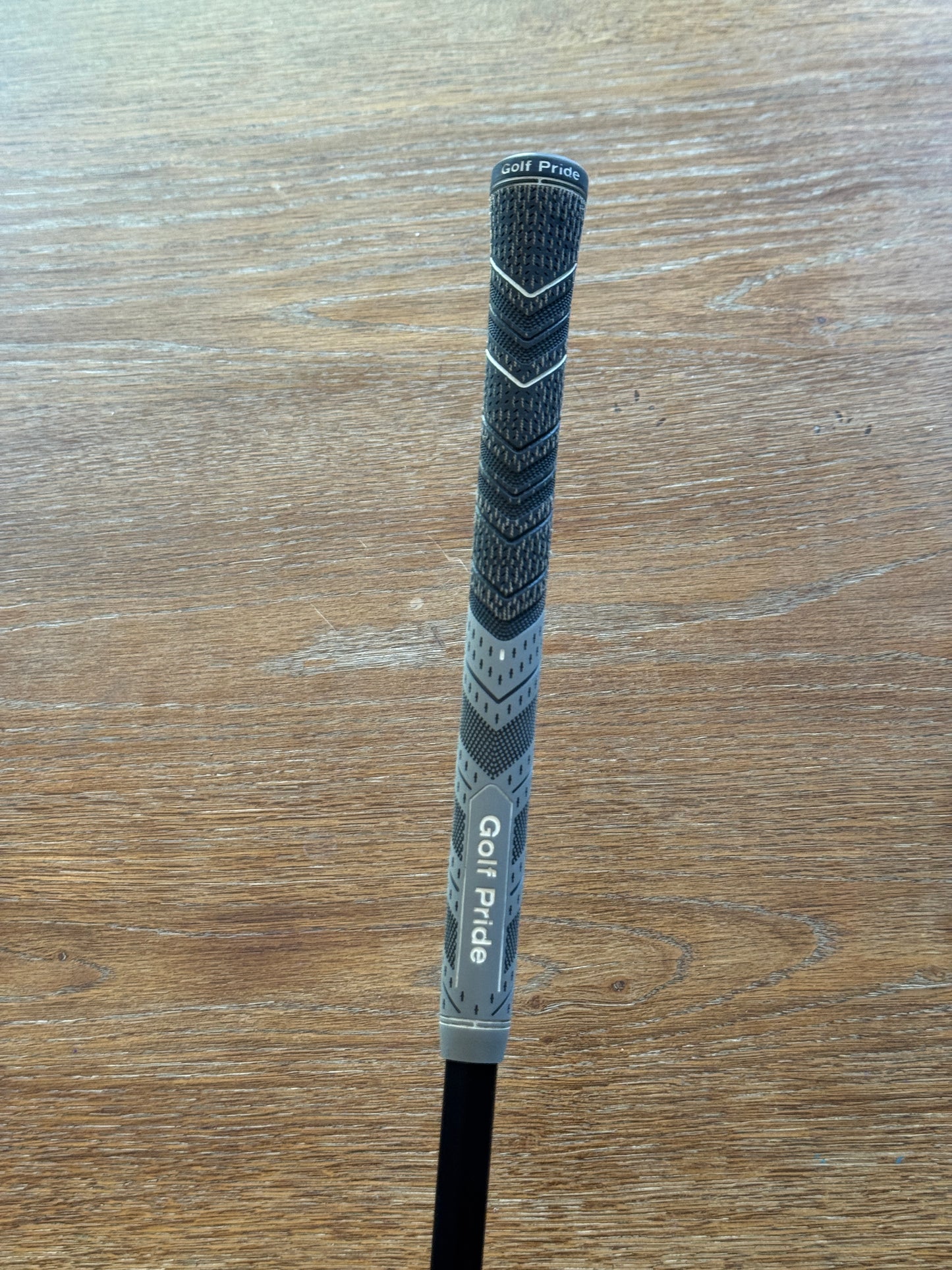 Mizuno JPX 925 Hot Metal Pro 4-iron / UST Mamiya Concept 90 F5 shaft (xtra stiff)