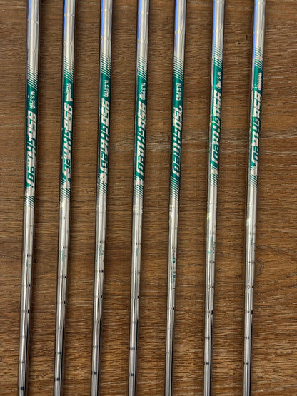 Callaway Apex Pro ‘21 Iron Set (4-PW) / N.S. 950GH R shafts (regular)