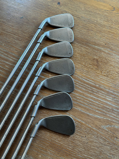 Ping G5 Iron Set (4-PW) / Stiff steel shafts