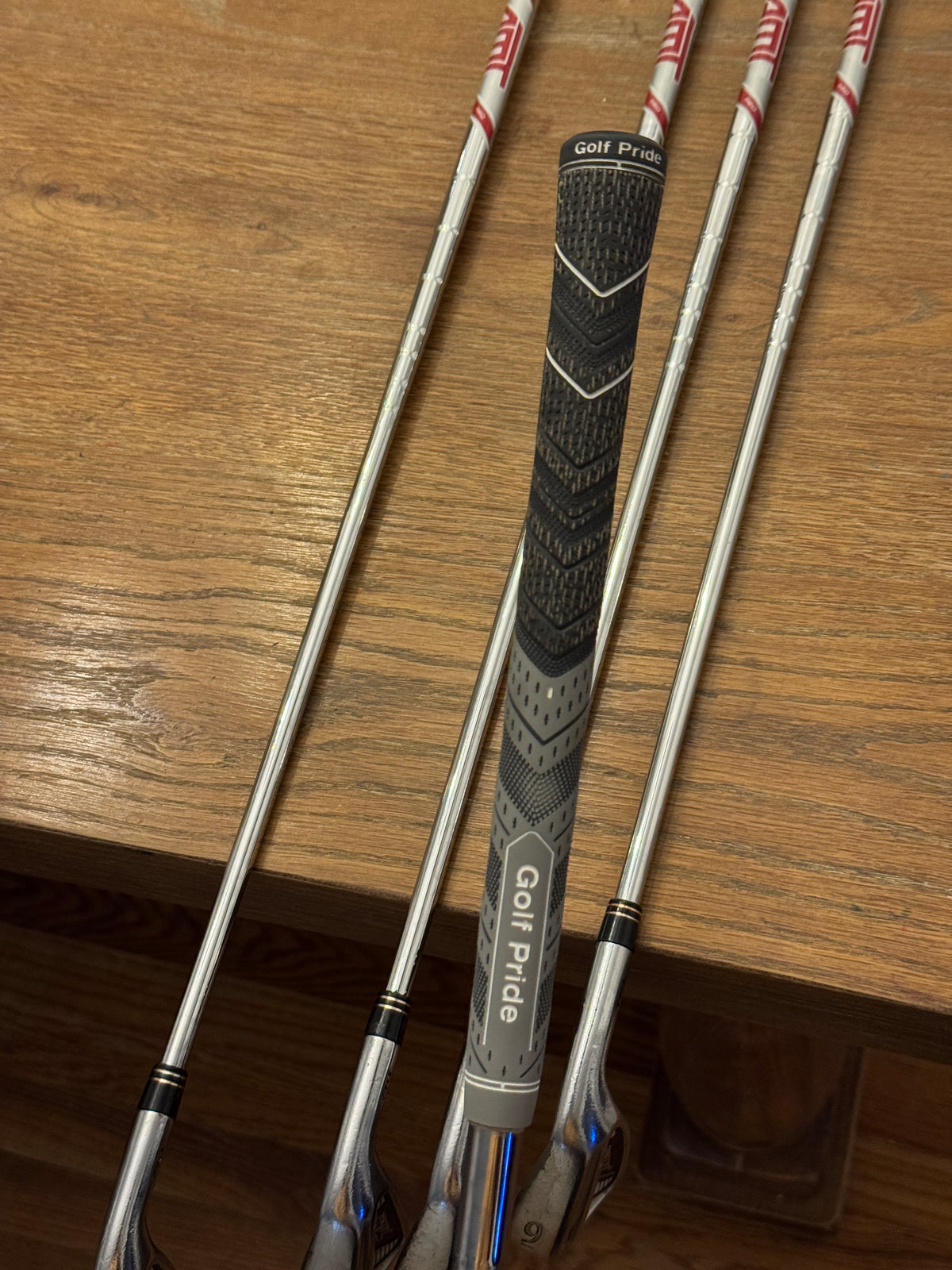 Titleist 710 AP2 Iron Set (5-9 iron) / AMT Red R300 shafts (regular)