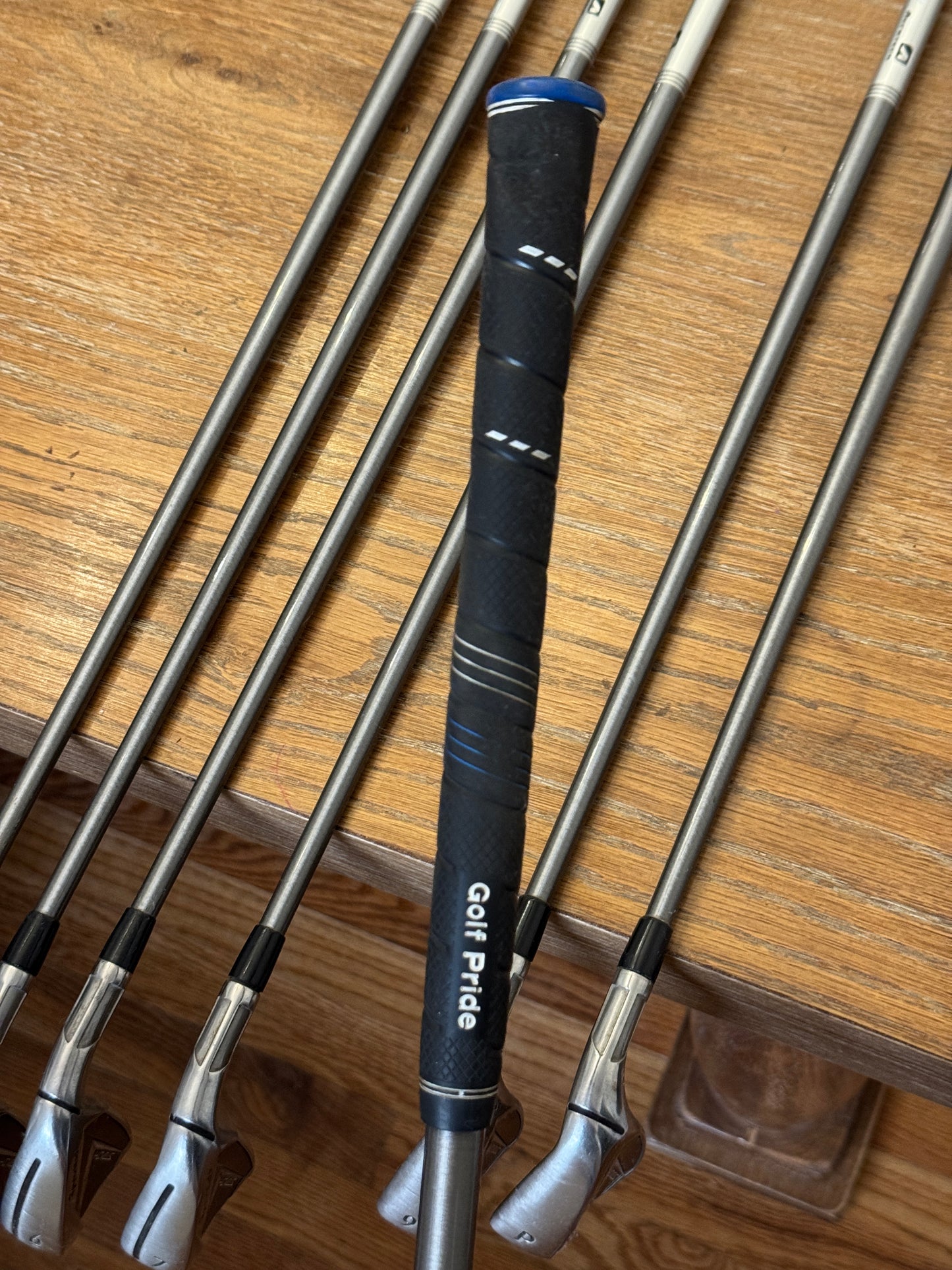 Taylormade Stealth Iron Set (4-PW) / Steelfiber i125 X shafts (xtra stiff)