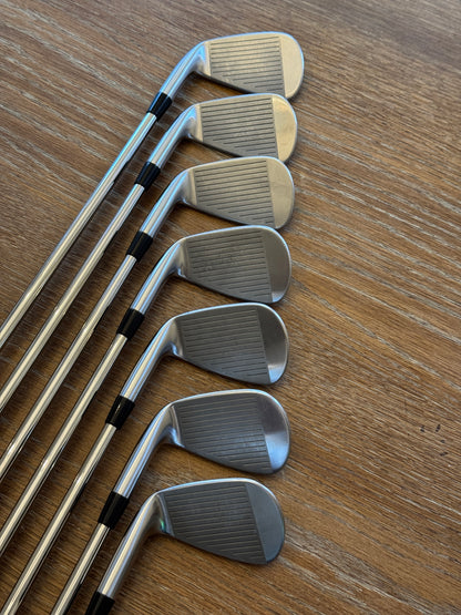 Mizuno Pro 243 Iron Set (5-GW) / N.S. Pro Modus3 Tour105 R shafts (regular)