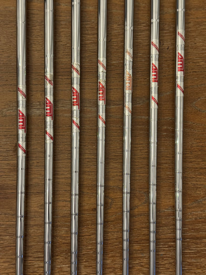 Titleist 718 AP3 Iron Set +1/2” (5-GW) / AMT Red S300 shafts (stiff)