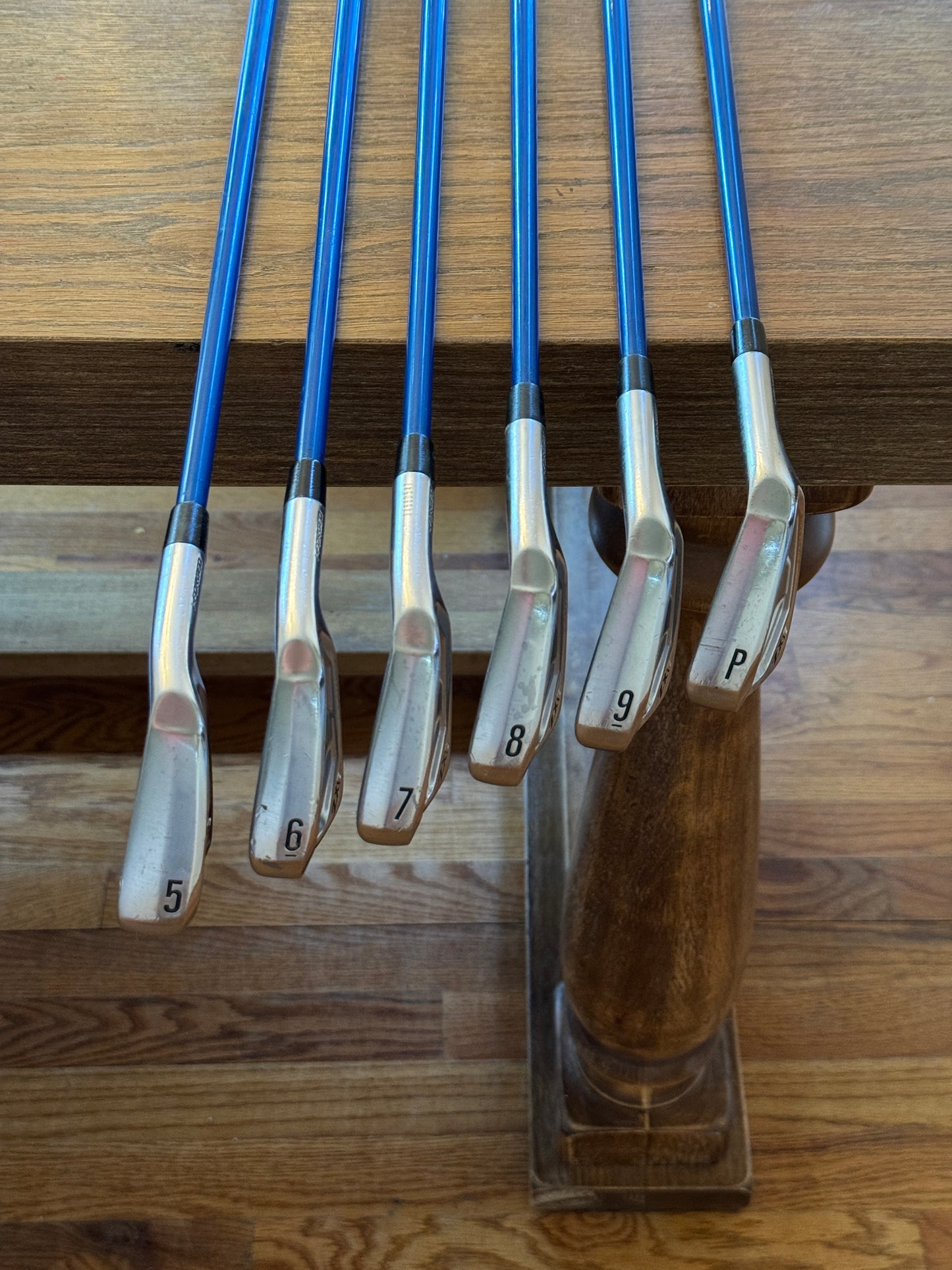 Srixon ZXi5/ZXi7 Forged '25 Combo Iron Set (5-PW) / Tour AD-75 S shafts (stiff)
