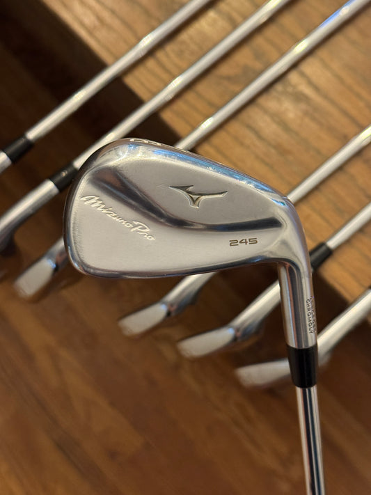 Mizuno Pro 245 Iron Set (5-GW) / Dynamic Gold MID R300 shafts (regular)