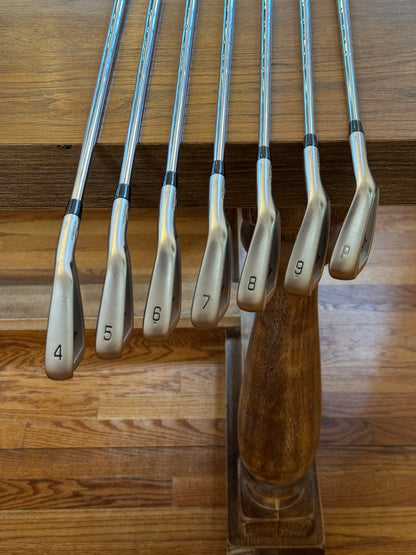 Mizuno JPX 921 Tour Iron Set (4-PW) / KBS $-Taper 120 S shafts (stiff)