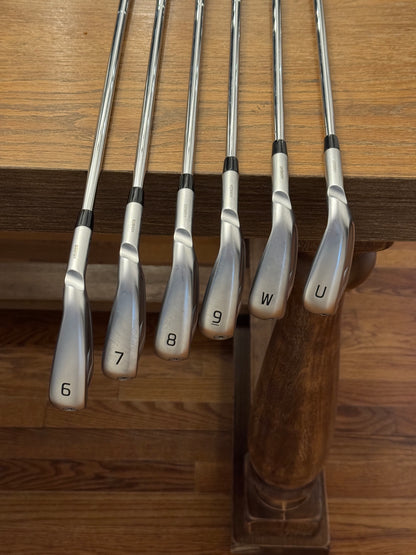 Ping i540 Iron Set +1/2” (6-UW) / AWT 3.0 R shafts (regular)