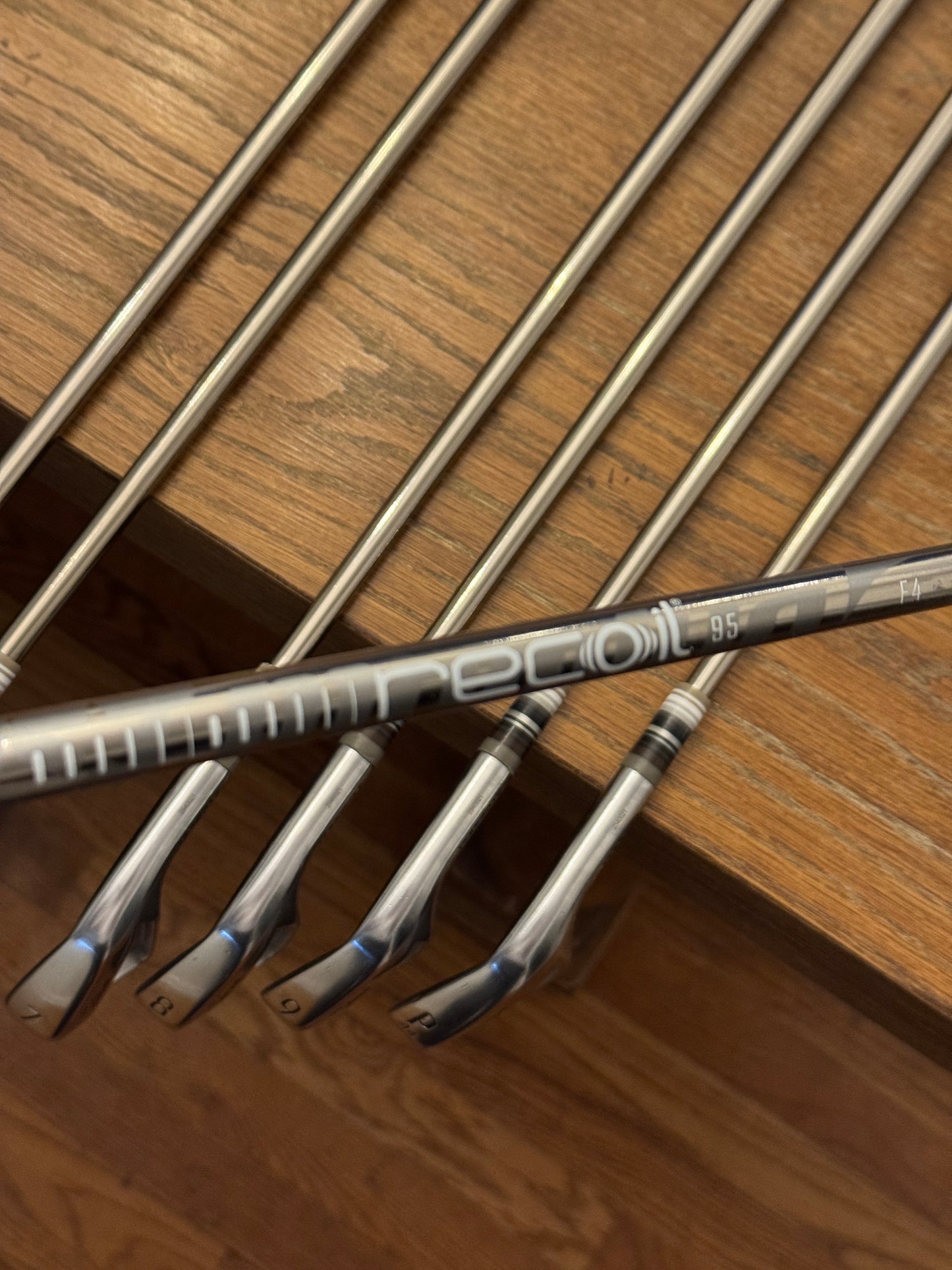 Titleist T150 ‘23 Iron Set (4-PW) / Recoil 95 F4 shafts (stiff)