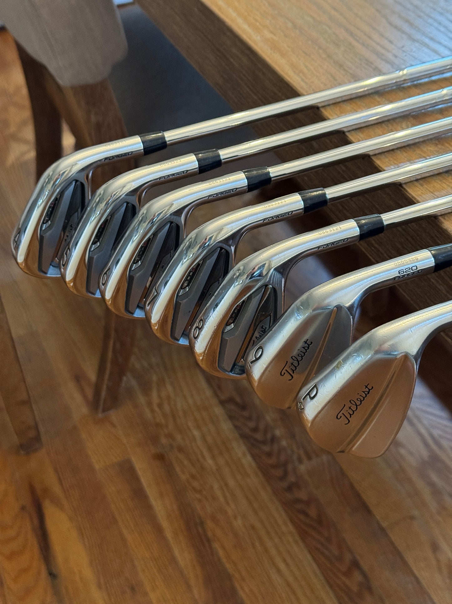 Titleist T100S / 620 MB Combo Iron Set (4-PW) / Dynamic Gold X100 shafts (xtra stiff)