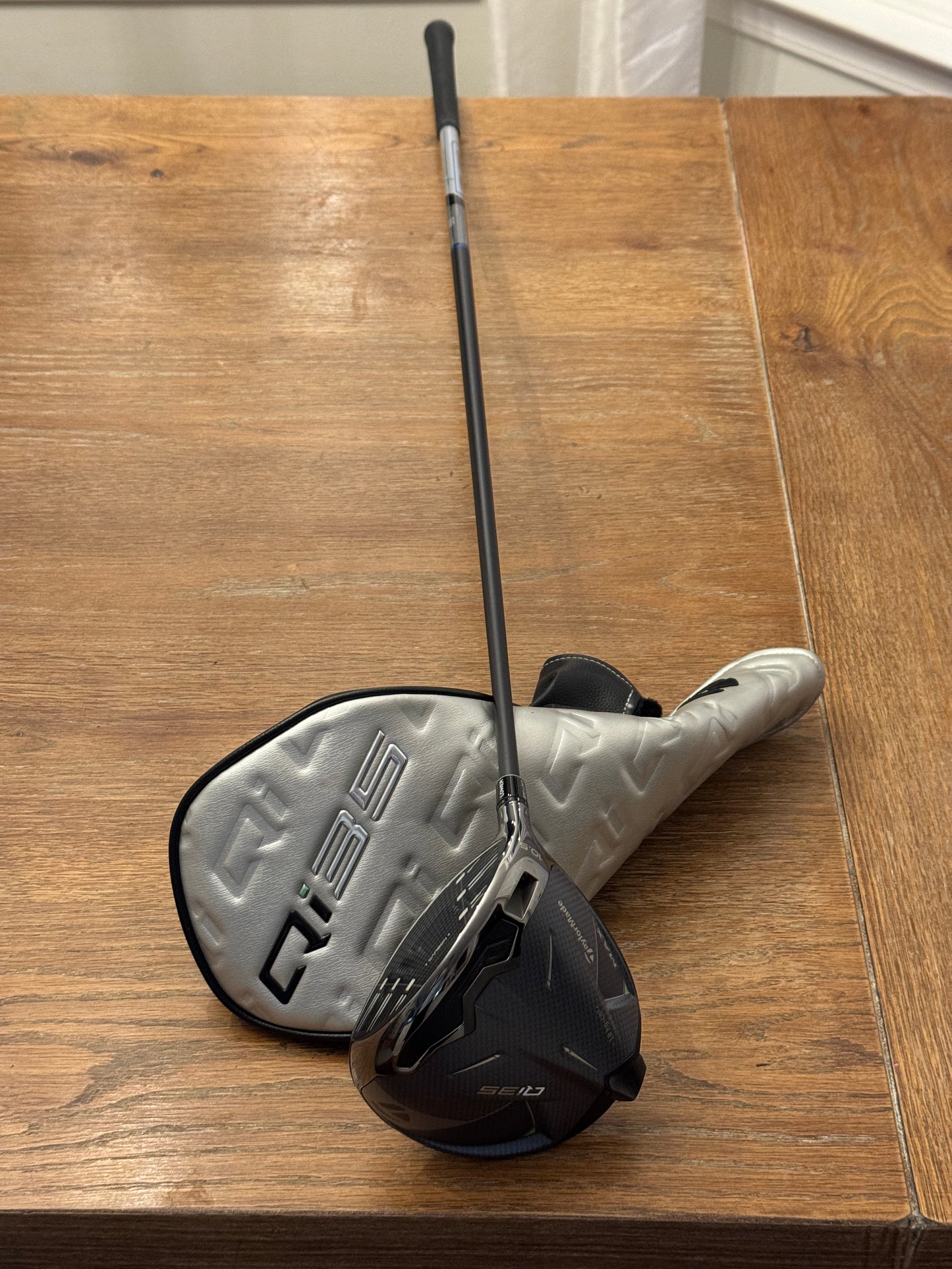 Taylormade Qi35 MAX Driver (10.5°) / Fujikura Speeder 65 X shaft (xtra stiff)