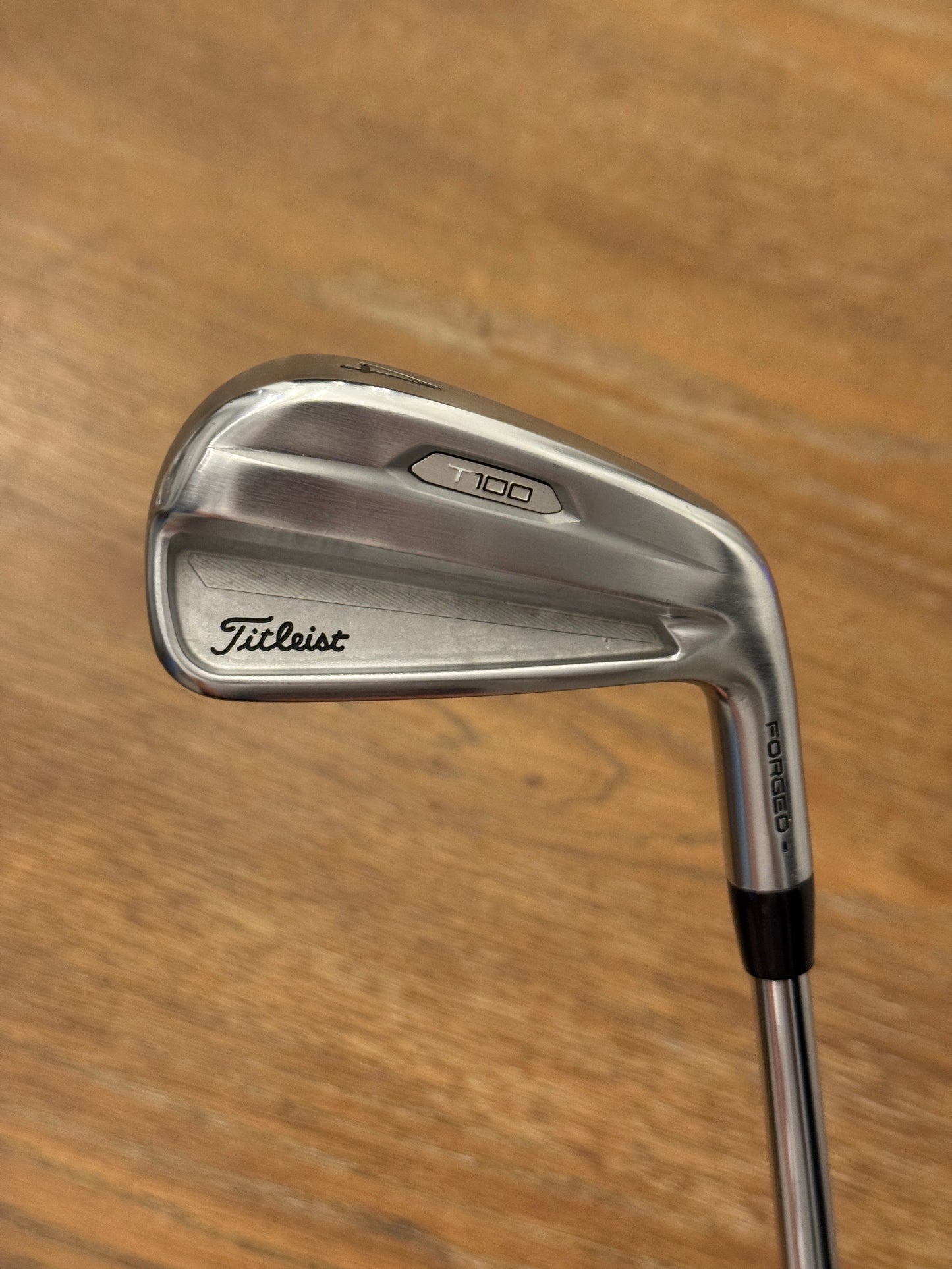 Titleist T100 ‘21 4-iron / AMT Tour White S300 shaft (stiff)