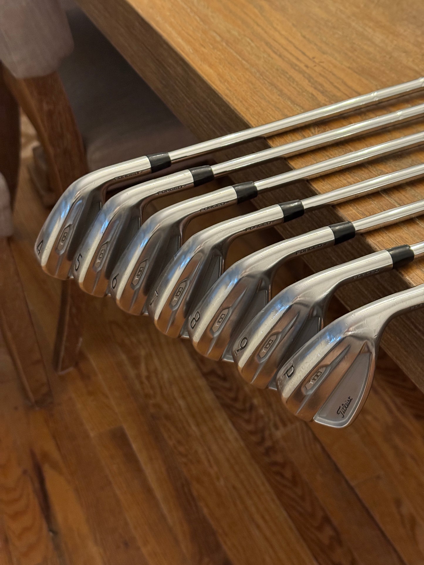 Titleist T100 Iron Set (4-PW) / AMT Tour White X100 shafts (xtra stiff)