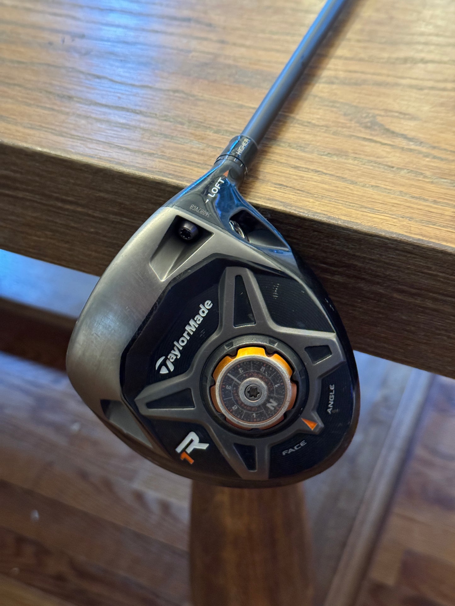 Taylormade R1 Driver / Fujikura 57R shaft (regular)