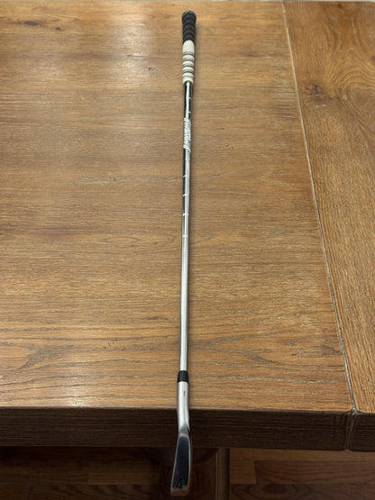 Titleist T100 ‘21 4-iron / AMT Tour White S300 shaft (stiff)