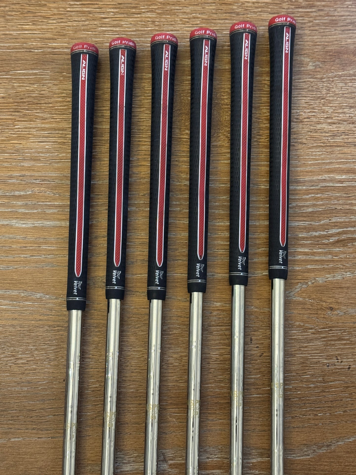 Titleist T200 Iron Set (5-PW) / N.S. Pro 850 shafts Regular