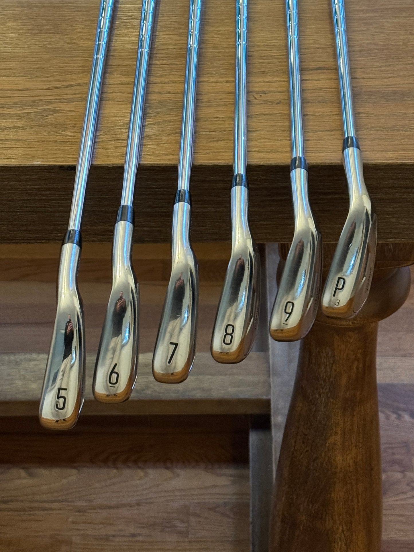 Titleist T200 Iron Set (5-PW) / N.S. Pro 850 shafts Regular