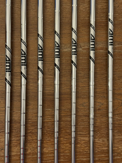 Titleist T200 ‘21 Iron Set (4-PW) / AMT Black S300 shafts (stiff)