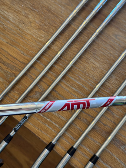 Titleist 718 AP1 Iron Set (4-PW) / AMT Red R300 shafts (regular)