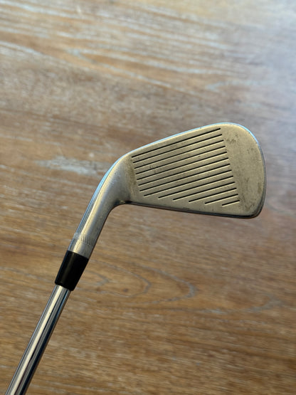 Titleist DCI 3-iron / Dynamic Gold S300 shaft (stiff)