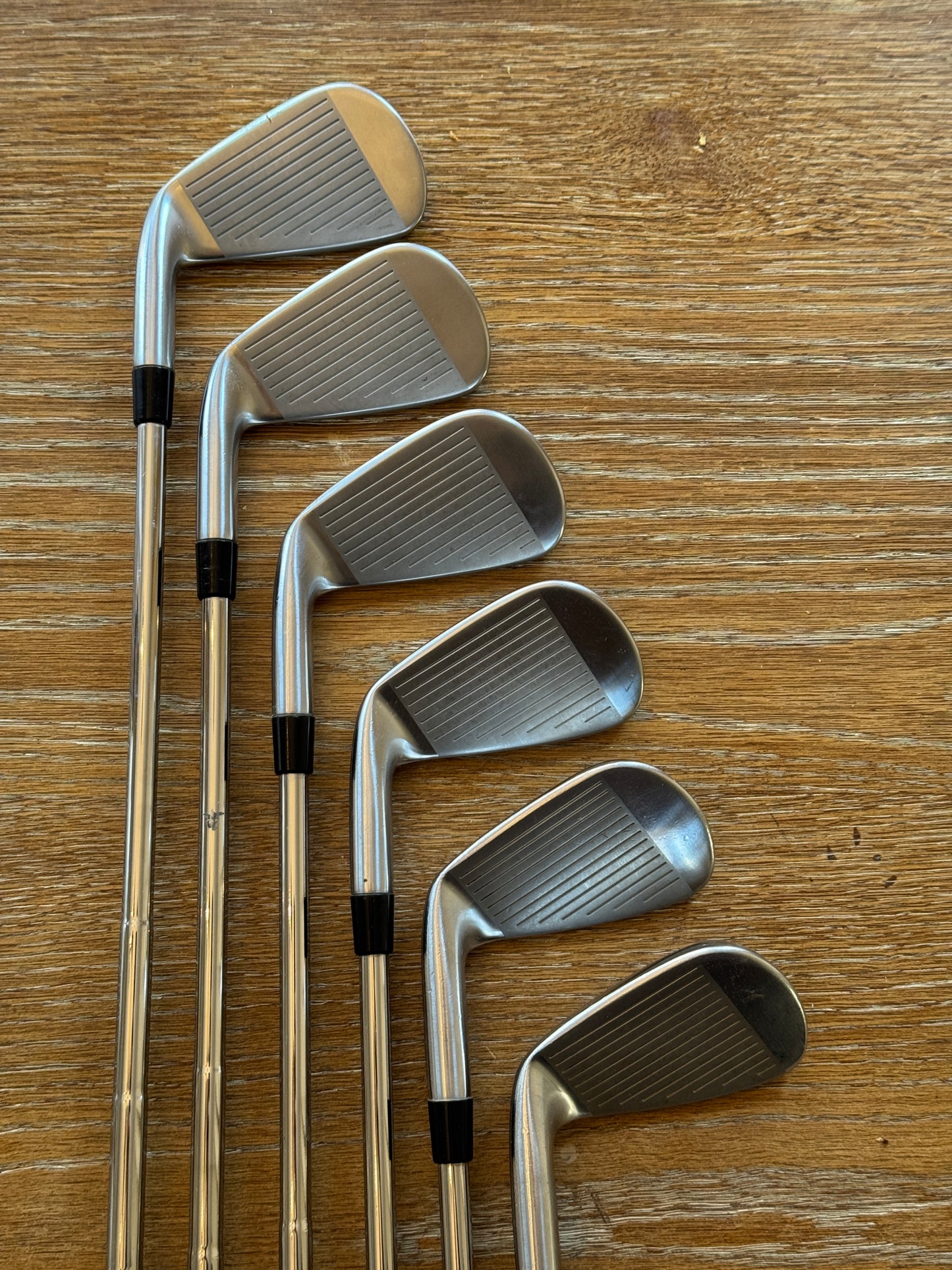 Mizuno Pro 225 Iron Set (5-PW) / Dynamic Gold MID S300 shafts (stiff)