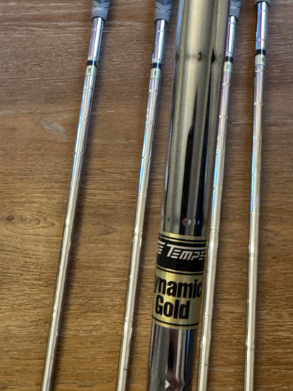 Mizuno Pro 243 / 241 Combo Iron Set (5-PW) / Dynamic Gold X100 shafts (xtra stiff)