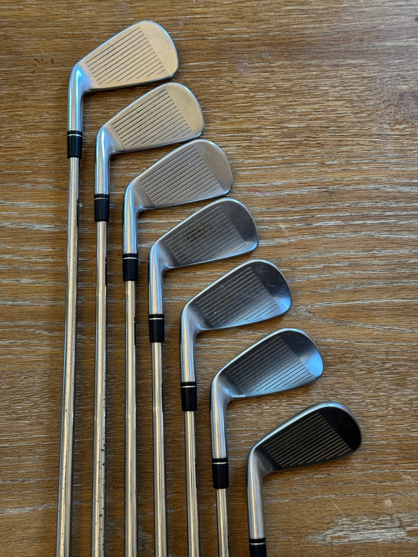 Taylormade P790 Iron Set (4-PW) / Project X 5.5 shafts (regular+)
