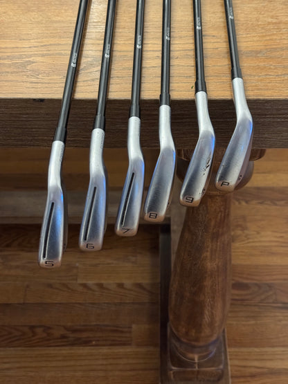 Taylormade P790 ‘21 Iron Set +1/2” (5-PW) / MMT 105 S shafts (stiff)