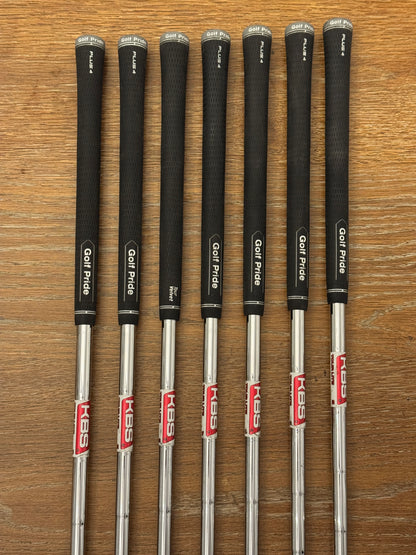 Mizuno Pro 243 Iron Set (4-PW) / KBS Tour Lite S shafts (stiff)