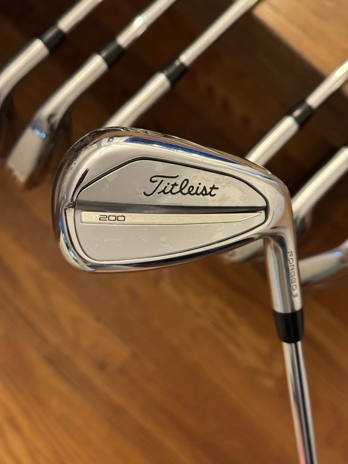 Titleist T200 ‘23 Iron Set (5-GW) / AMT Black R300 shafts (regular)