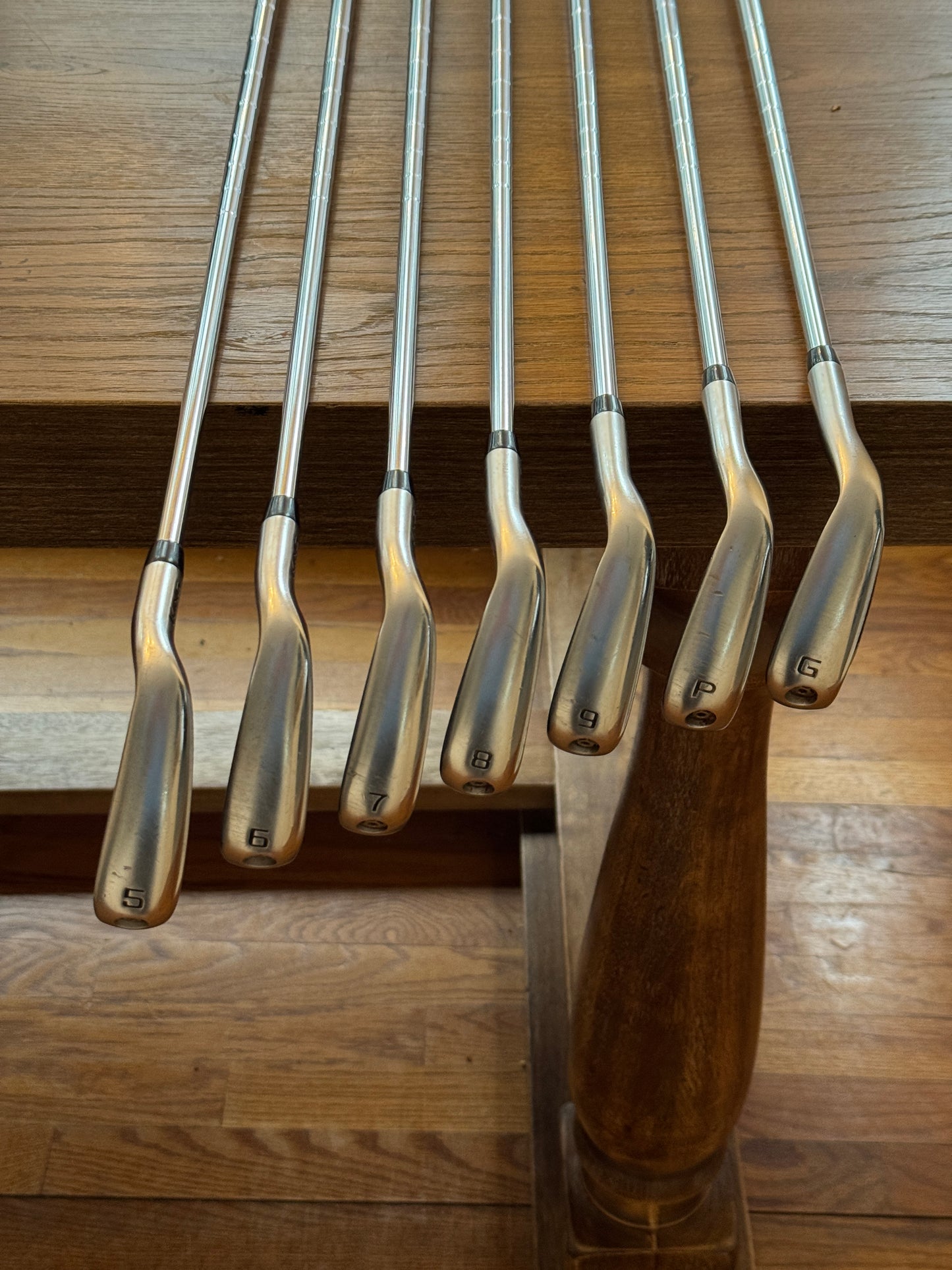 Cobra King LTDx Iron Set -1” (5-GW) / KBS Tour 90 R shafts (regular)