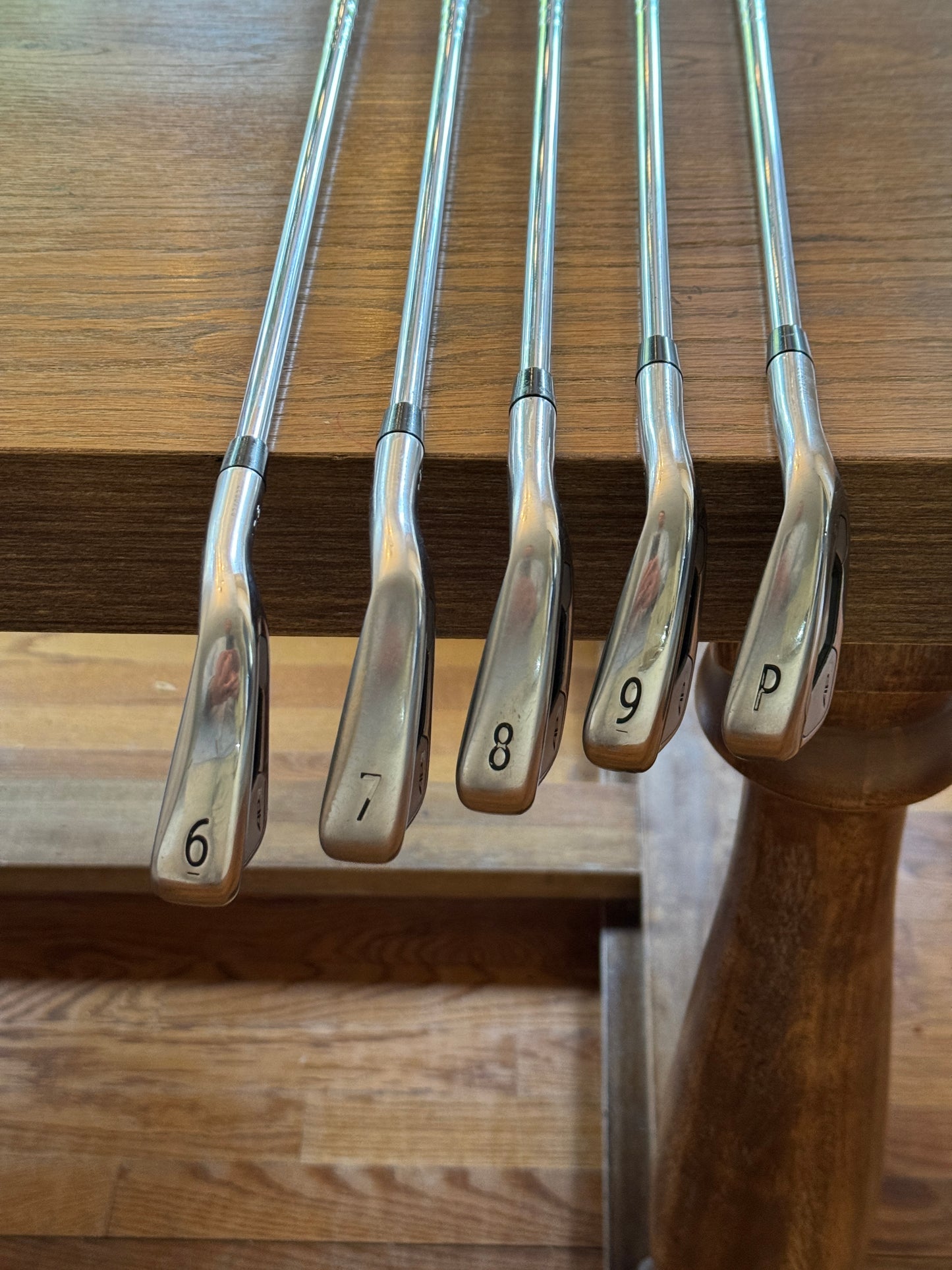 Titleist 718 AP3 Iron Set (6-PW) / AMT Red R300 shafts (regular)