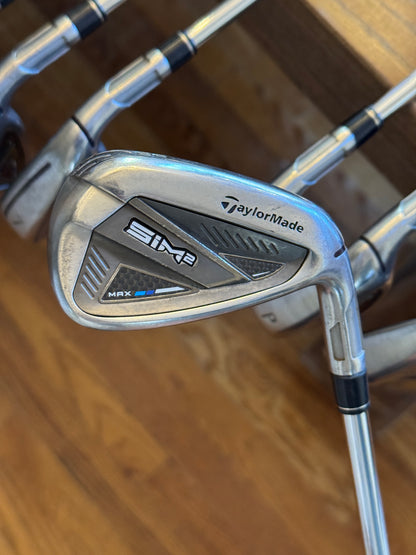 Taylormade Sim2 Max Iron Set (5-AW) / KBS Max MT 85 shafts Stiff