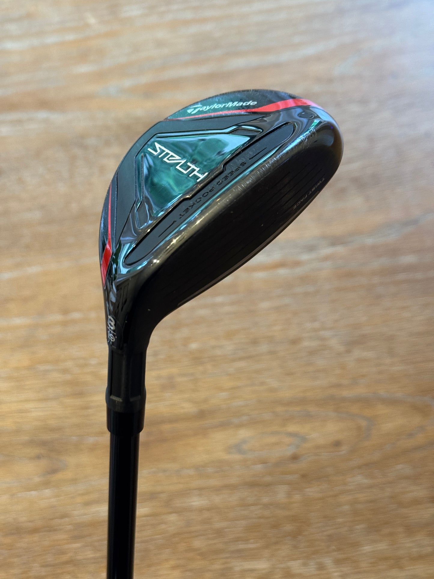 Taylormade Stealth 3-hybrid (19°) / Fujikura Ventus 7-S shaft (stiff)