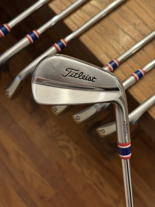 Titleist 620 MB Iron Set (4-PW) / AMT Black S300 shafts (stiff)