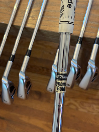 Ping G430 Iron Set (5-GW) / Dynamic Gold S300 shafts Stiff