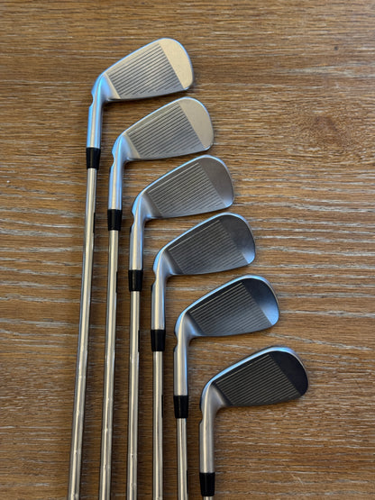 Ping i530 Iron Set (5-PW) / KBS TOUR 120S shafts (stiff)