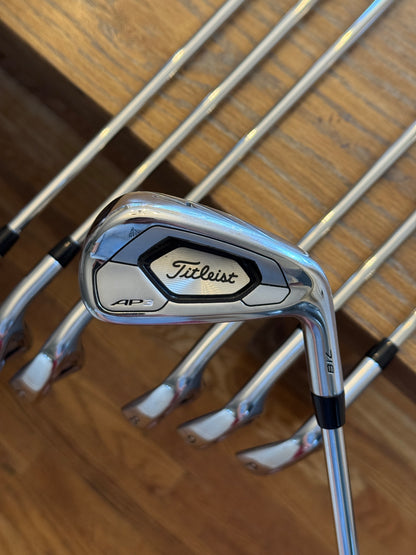 *MINT* Titleist 718 AP3 Iron Set -1/2” (4-PW) / AMT Black R300 shafts (regular)
