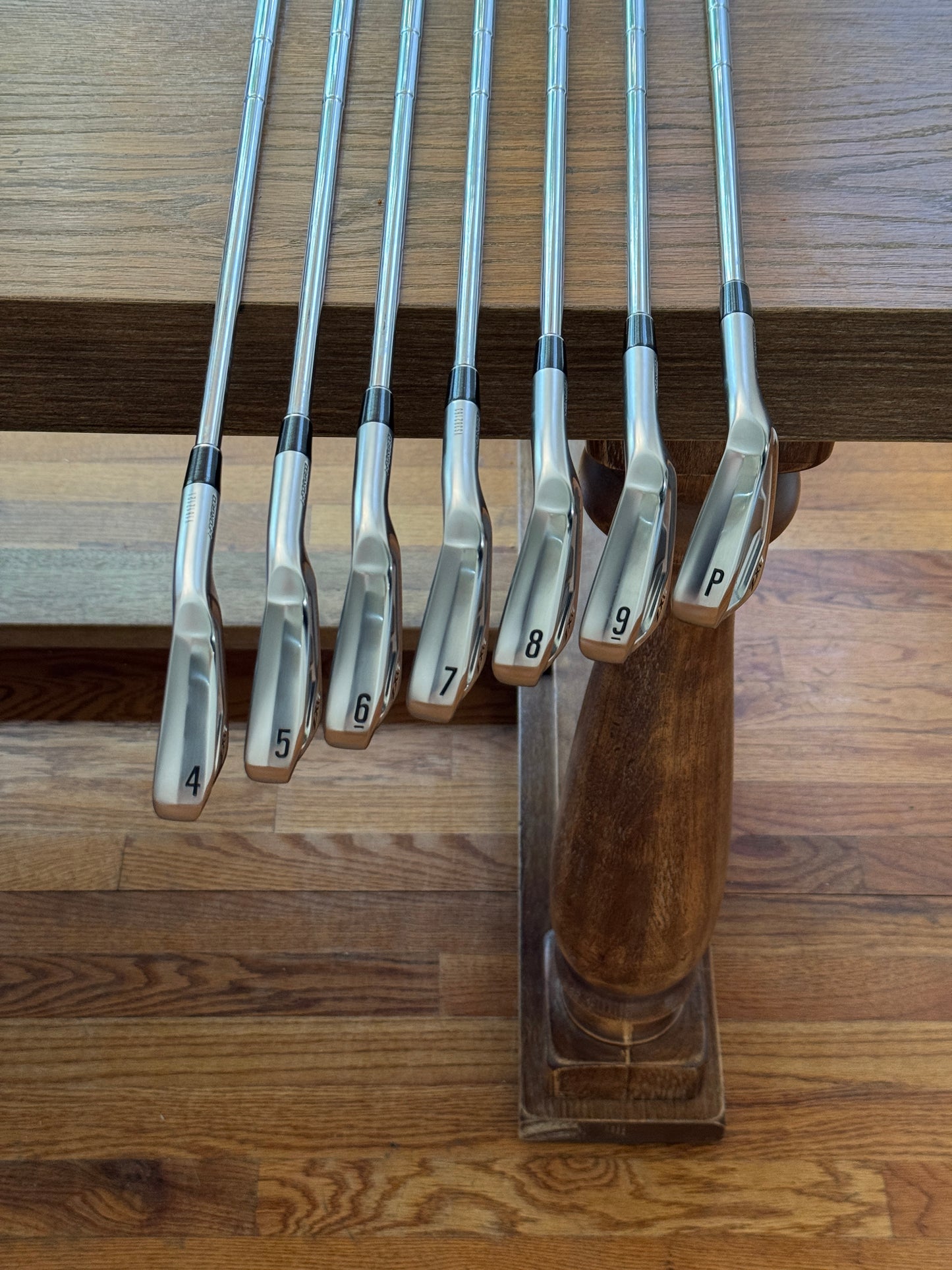 *MINT* Srixon ZXi7 Forged '25 Iron Set (4-PW) / Dynamic Gold MID R300 shafts (regular)