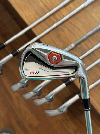 Taylormade R11 Iron Set (4-PW) / KBS 90S shafts (stiff)