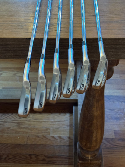 Srixon ZXi5/ZXi7 Forged '25 Iron Set (5-PW) / Dynamic Gold MID 115 S300 shafts (stiff)