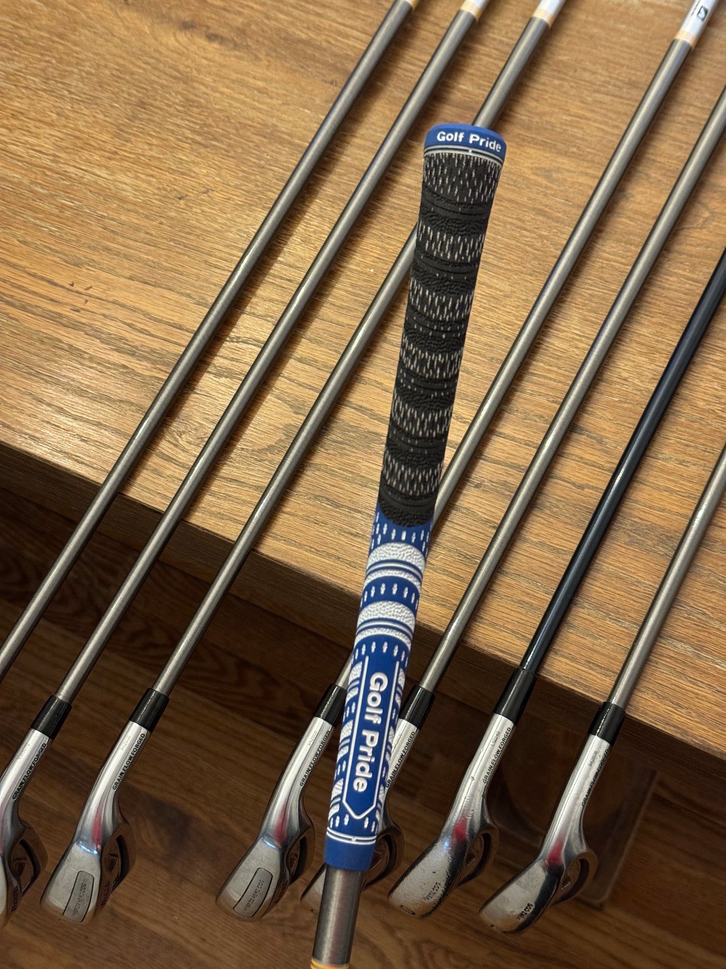 Mizuno MX-900 Iron Set (3-PW) / Steelfiber fc90 f3 shafts (regular)