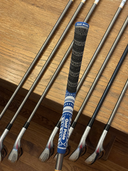 Mizuno MX-900 Iron Set (3-PW) / Steelfiber fc90 f3 shafts (regular)